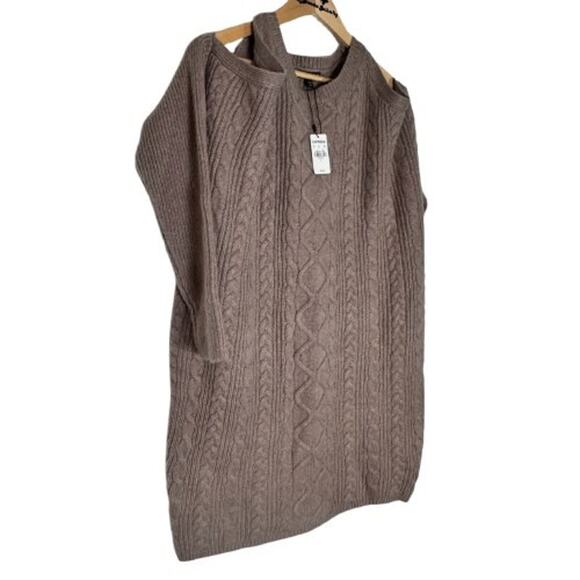 Express Women’s NWT Cold Shoulder Cable Knit Sweater Dress size XL - Picture 3 of 8